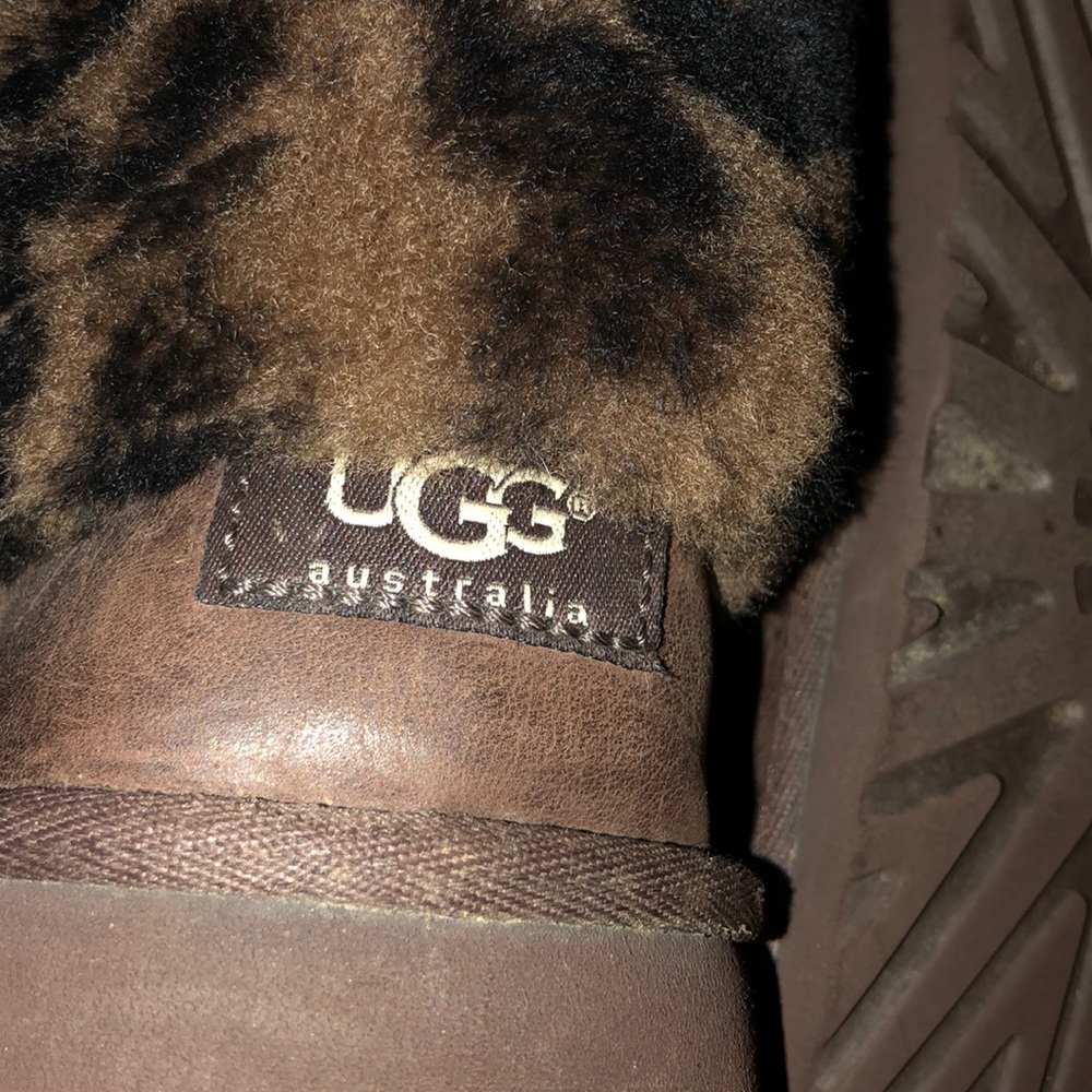 UGG boots - Picture 2 of 5